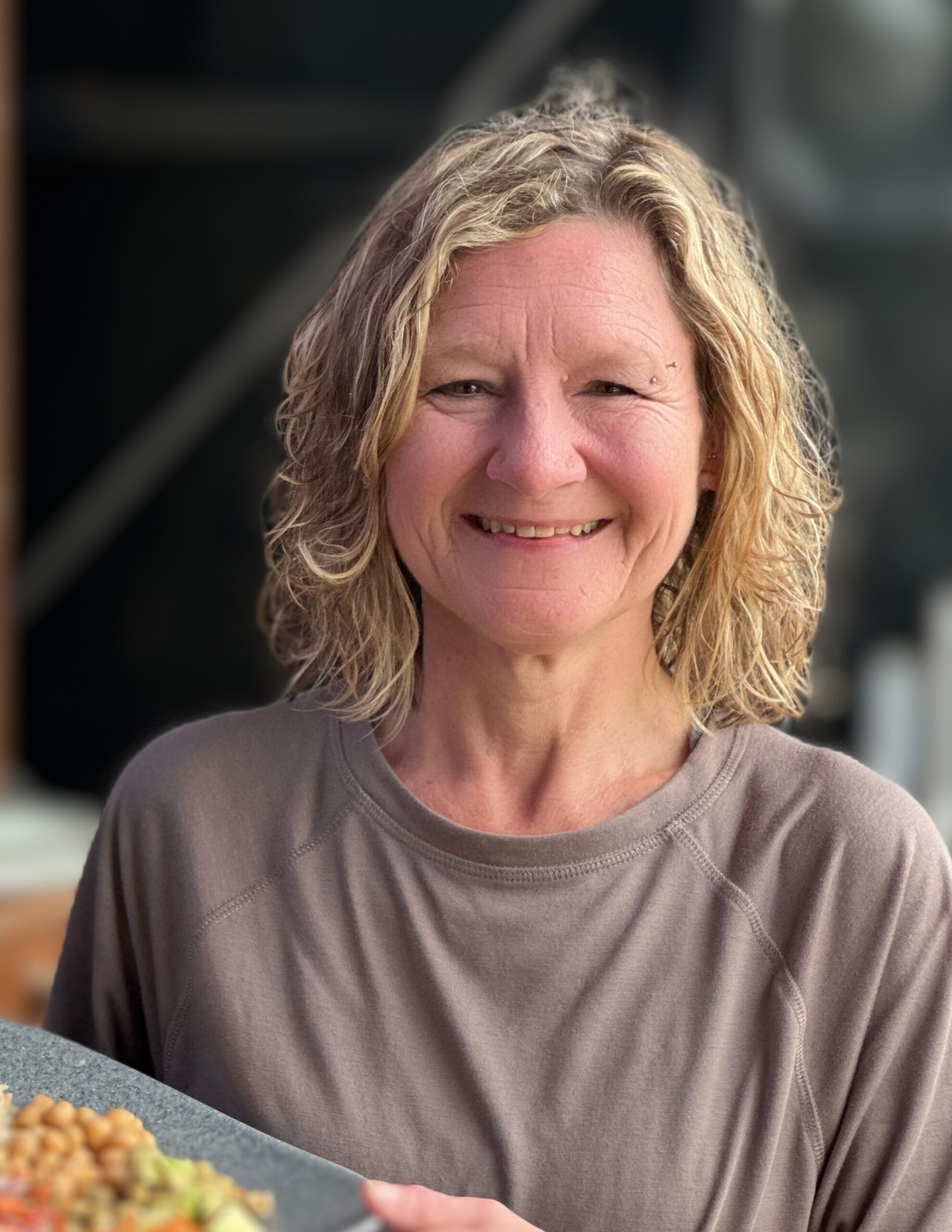 Hi-Res Profile photos – Nikkie Windsor Profile